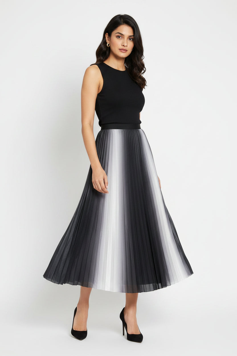 Ladies Imported skirt Multi Color black white 2453# R